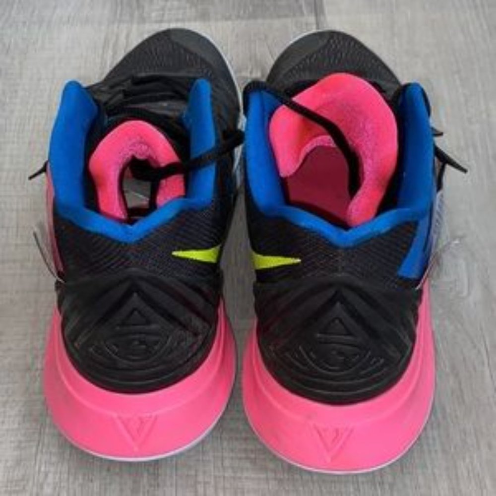 Nike Kyrie 5 -- "Just Do It' View 3